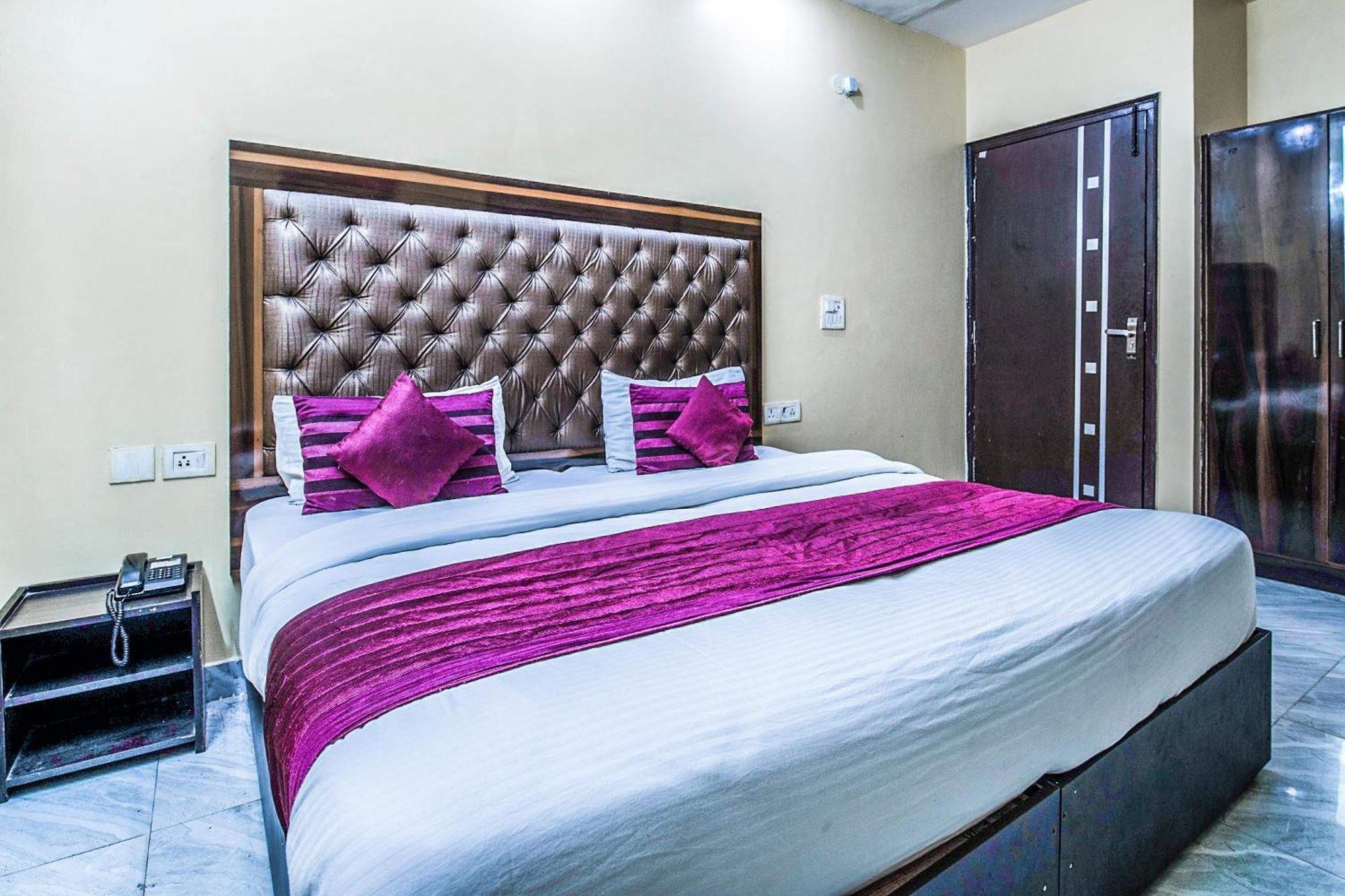 Hotel O Crosswinds Residency Indirapuram Kültér fotó