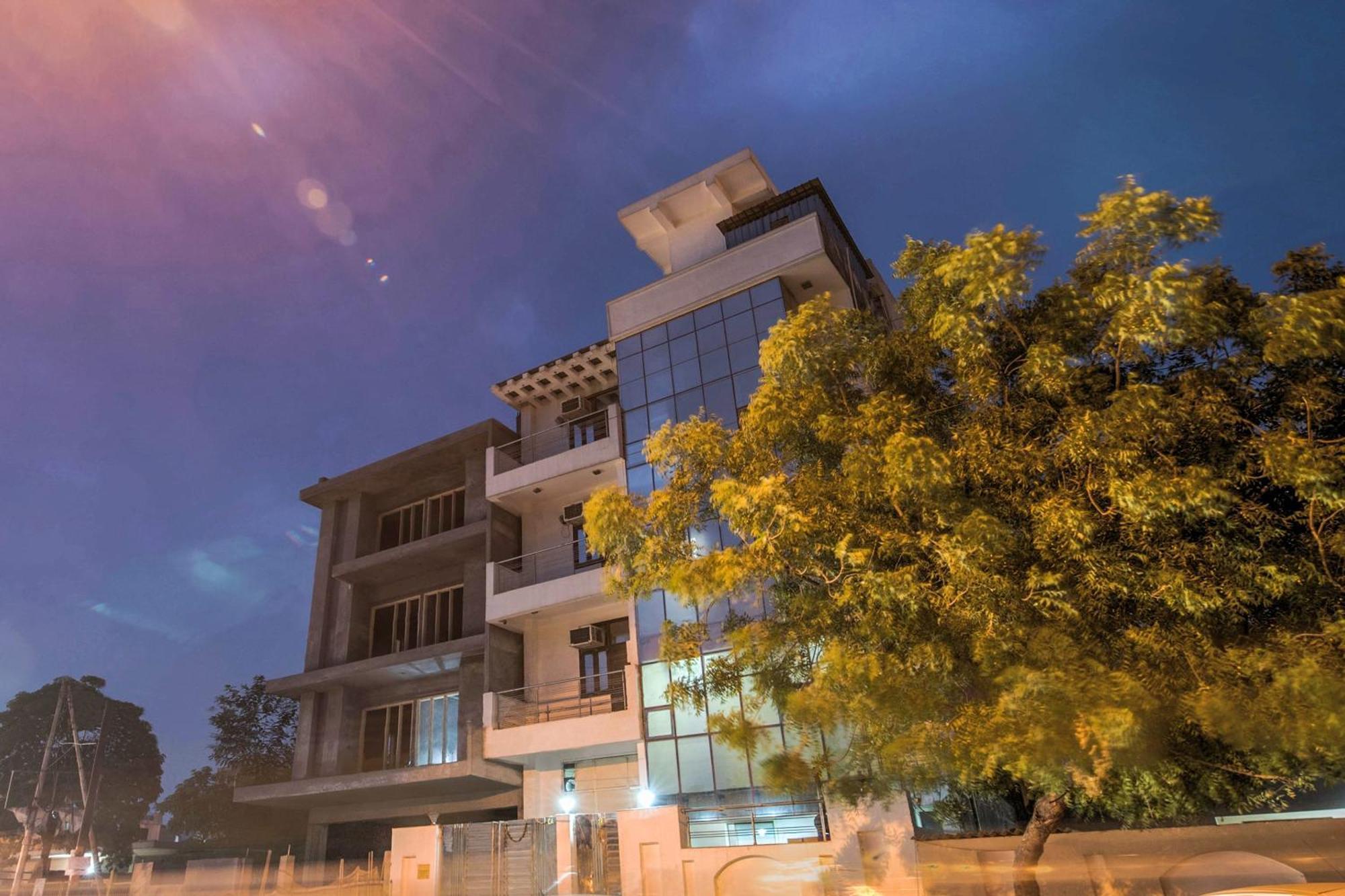Hotel O Crosswinds Residency Indirapuram Kültér fotó