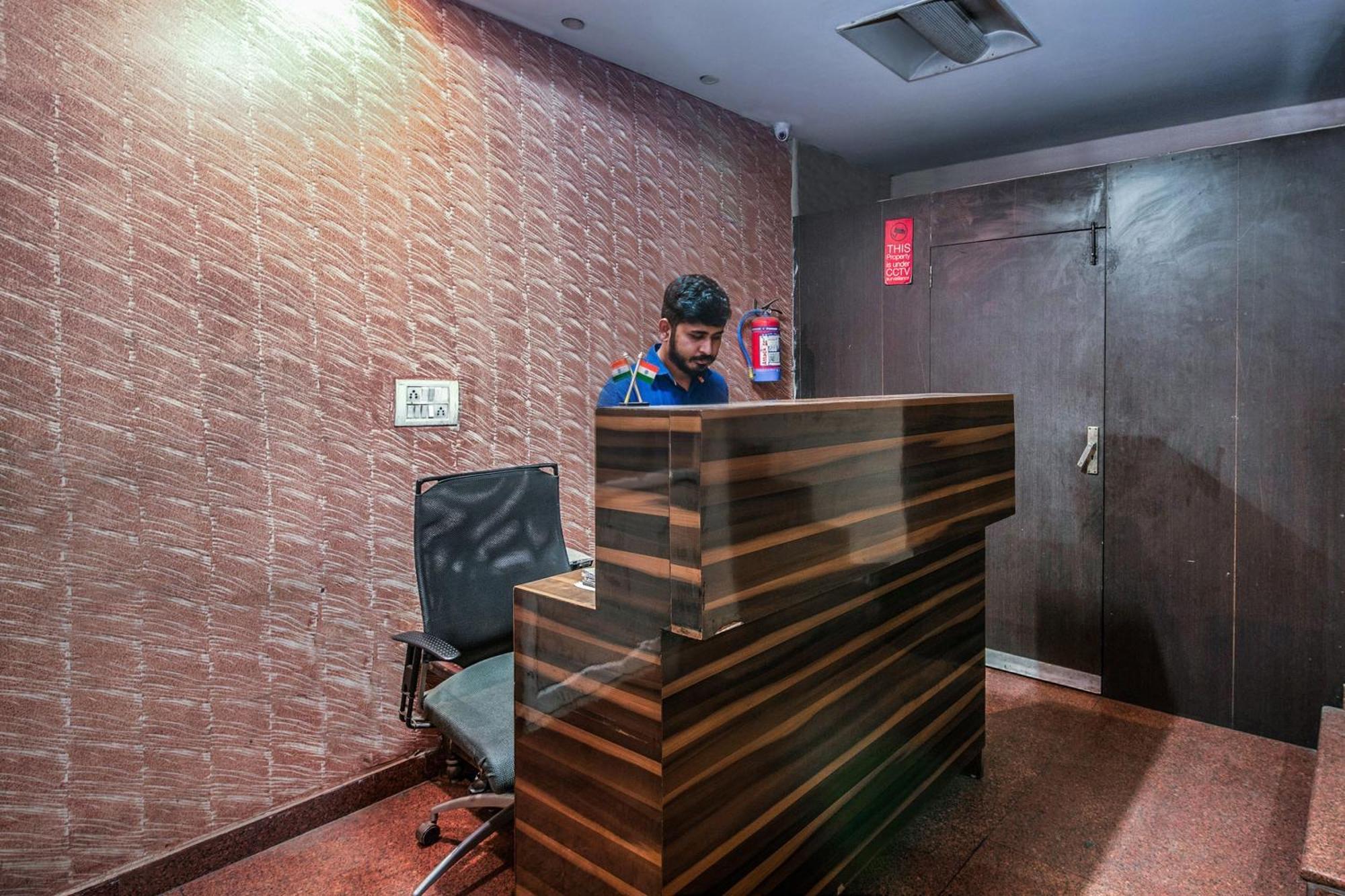 Hotel O Crosswinds Residency Indirapuram Kültér fotó