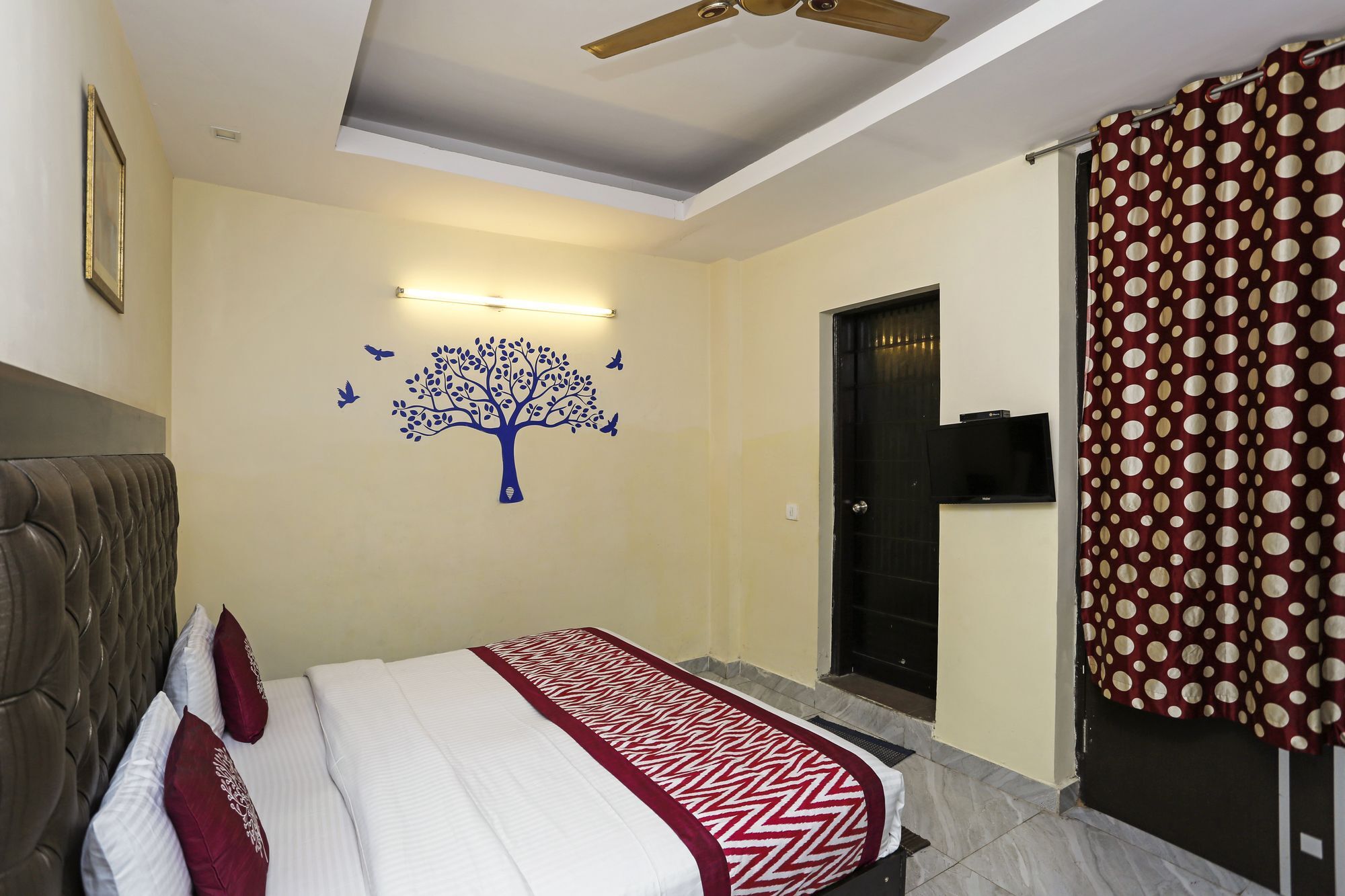 Hotel O Crosswinds Residency Indirapuram Kültér fotó
