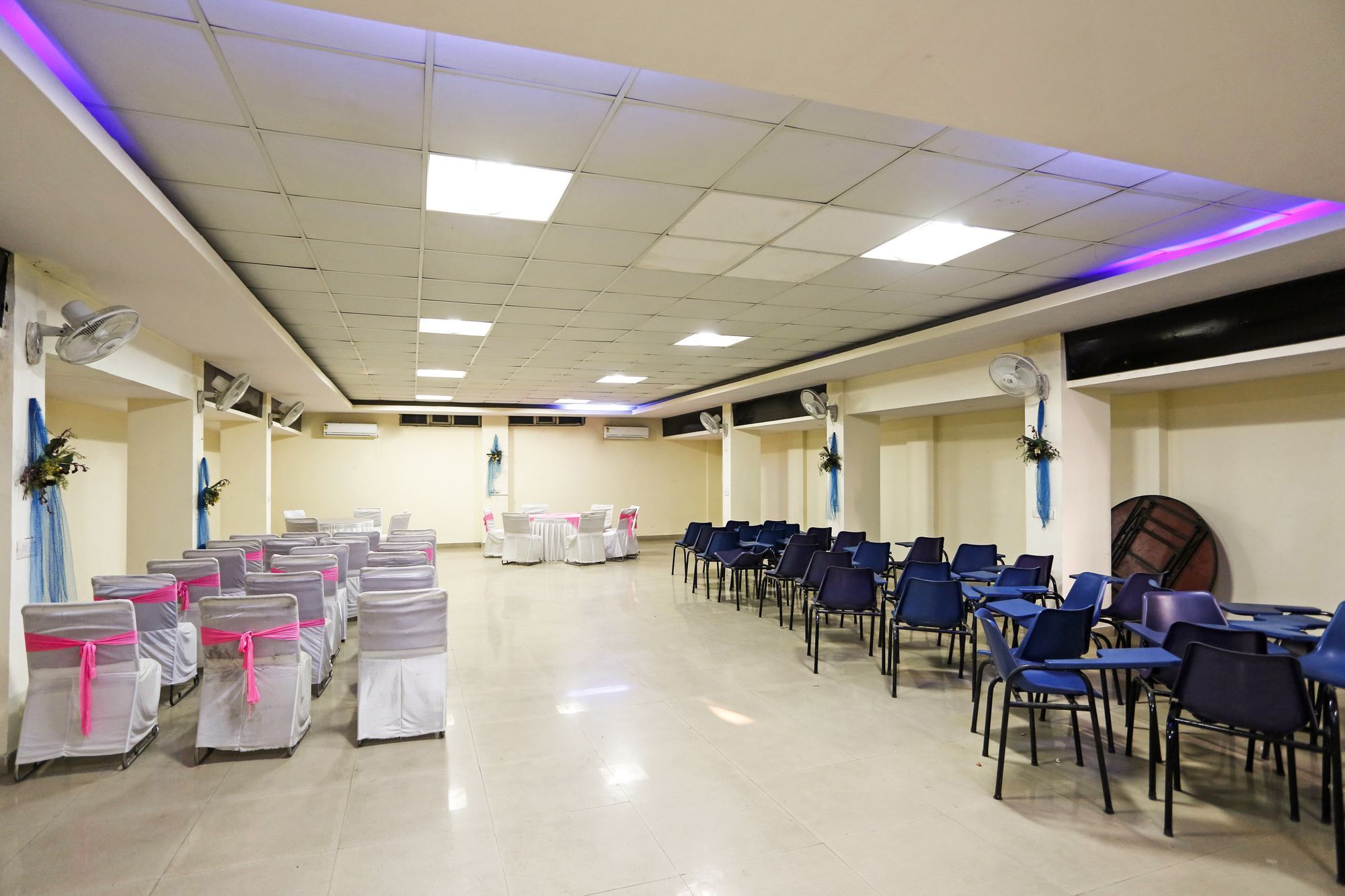 Hotel O Crosswinds Residency Indirapuram Kültér fotó