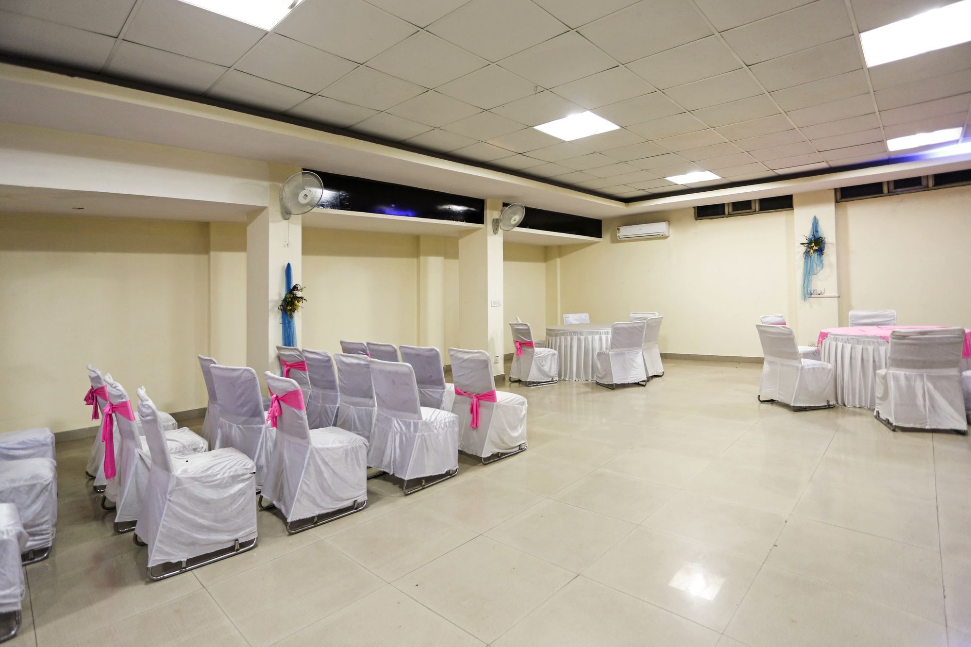 Hotel O Crosswinds Residency Indirapuram Kültér fotó