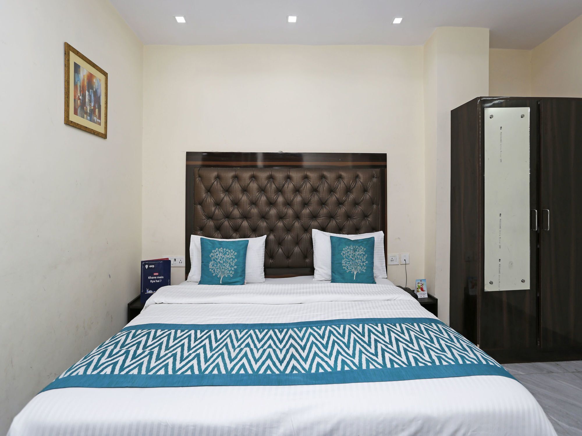 Hotel O Crosswinds Residency Indirapuram Kültér fotó